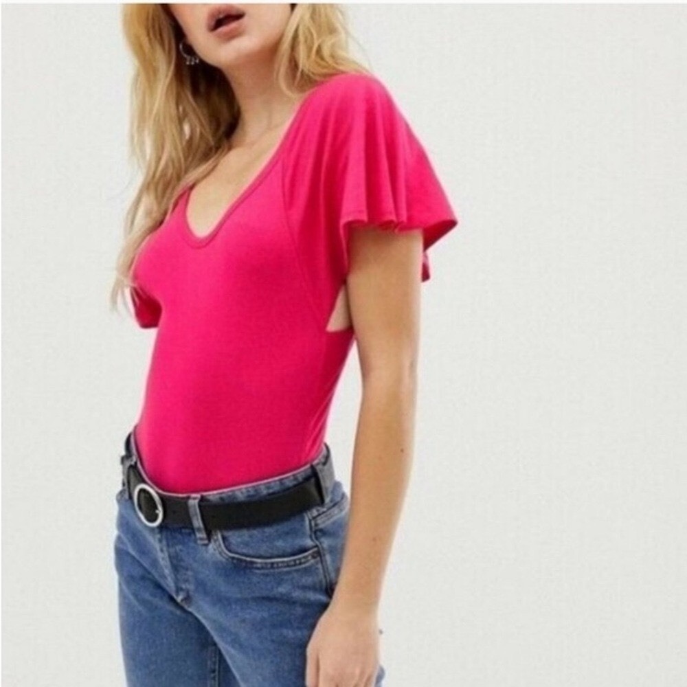 Free People Byron Ribbed Flutter Sleeve Cut Out Bodysuit Fuchsia Pink size M